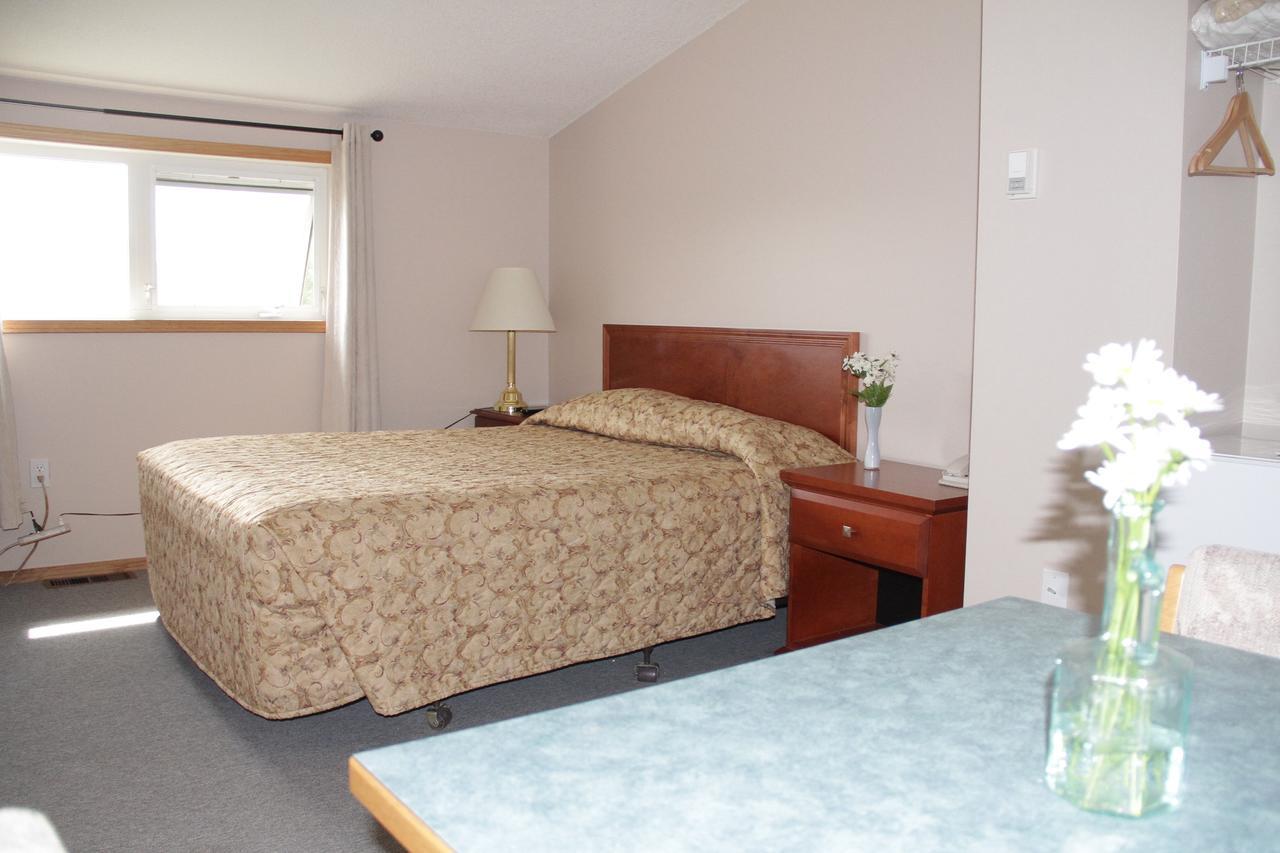 Garden Court Motel Manning 外观 照片