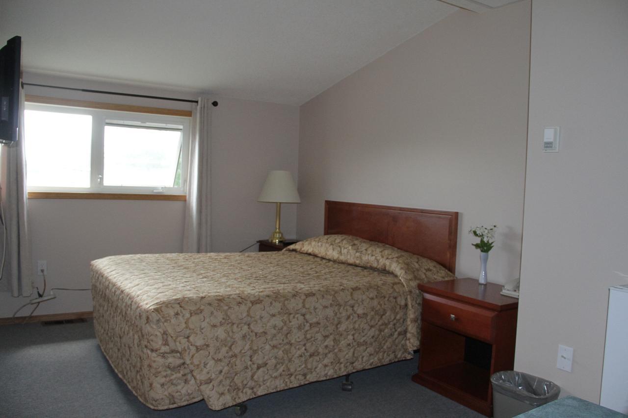 Garden Court Motel Manning 外观 照片